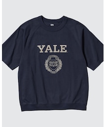 UNIQLO | UNIVERSITY LOGO UT グラフィックTシャツ イェール（半袖・オーバーサイズフィット）(Tシャツ/カットソー)