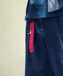 off white | チャーム