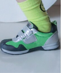 瞬足 | シューズ