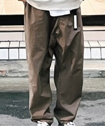 PINSKTBS | チノパンツ