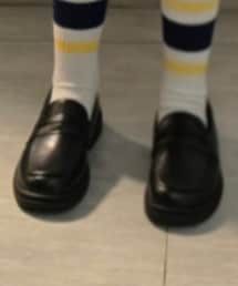 none | ローファー