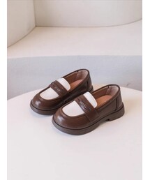 none | ローファー