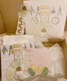 💛teto ohana to💛 | ラッピングもまた可愛いくて開けるのもったいない〜と騒ぎました🥰🫶ミモザイヤリングも可愛いすぎて鼻息荒くなりました😍💛さりち可愛い作品をありがとう😘🫶(イヤリング)