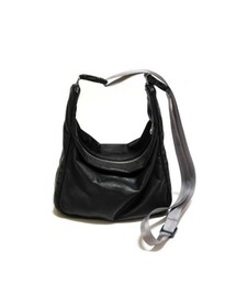 Iroquois | ULTRA LIGHT LEATHER MINIMUM POUCH(ボディバッグ/ウエストポーチ)