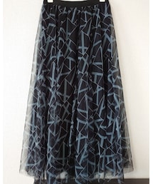 NOBLE STRAIN | 幾何学模様 チュール付 ミモレ丈 ギャザースカート ブラック(スカート)