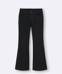 GU | スリムフレアジーンズ 黒(デニムパンツ)