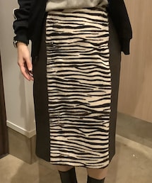 アニマル柄のファーとレザーの切り替えスカート | スカート