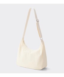 GU | ラウンドショルダーバッグ　オフホワイト(ショルダーバッグ)