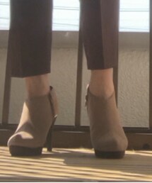 LIMITLESS LUXURY | ブーティ