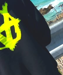 VETEMENTS | トップス