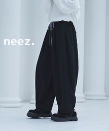 neez. | 11/10(水)発売　¥4,950(税込)(パンツ)