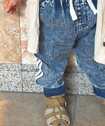 Birthday | 後ろにオシャレなタグがついた可愛いジョガーパンツ(デニムパンツ)