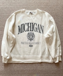 しまむら | megumiさんコラボ。濃白TCウラキカレロゴプルオーバー　L(スウェット)