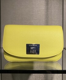 EMPORIO ARMANI | ¥41,800(ショルダーバッグ)