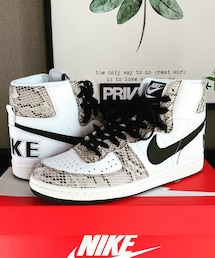 NIKE | スニーカー