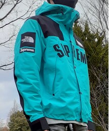Supreme  | マウンテンパーカー