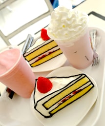 うさこのスウィーツ同盟会 | 新大久保2Dカフェで撮りまくるカメコ📸(その他)