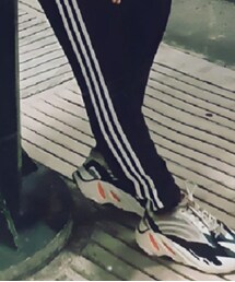 Yeezy | スニーカー