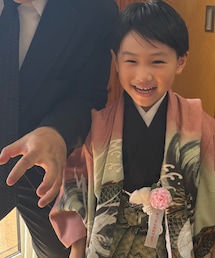 パパとのツーショットが無いのにお友達パパとツーショットを撮るげんちゃん | その他