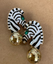 SHEIN | ラインストーン＆ビーズデコレーション シマウマ ドロップピアス(ピアス（両耳用）)