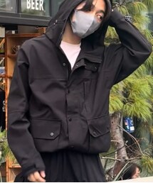 GU | マウンテンパーカー