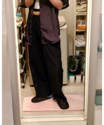 ZARA | ADRERオープンカラーシャツとUNIQLOレディース用リネンブレンドタックワイドパンツです。(その他パンツ)