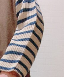 isn't she? | ニット/セーター