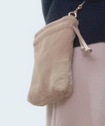 Isn't She? | ショルダーバッグ