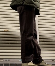 BEAMS | ブラウン系の太めチノパン(チノパンツ)