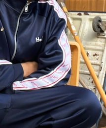ASICS | アウトドア/スポーツ