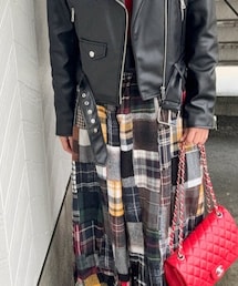 Jasmin Speaks | スカート