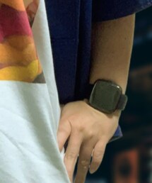 Fitbit | デジタル腕時計