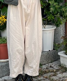 無 | チノパンツ