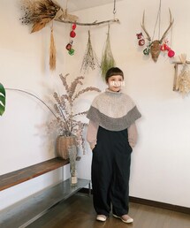 marchi♡ | タートルネックのニットポンチョ。ニット☺︎handmade作家さんより購入。メルカリに出品されてますよ。(*ﾟ▽ﾟ*)(ポンチョ)