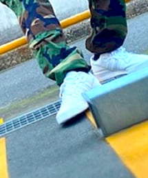 adidas | スニーカー