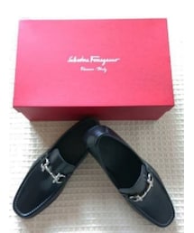 FERRAGAMO | PUEBLO NERO COLOR・BLACK size・8EE(ローファー)