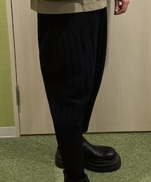 ISSEY MIYAKE | チノパンツ