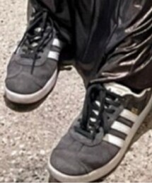 adidas | シューズ