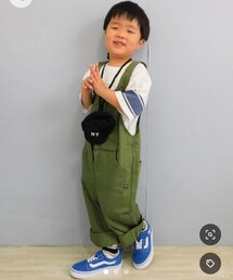 お手本コーデのまろくん♡ | 🧢たらんアクセントになりかっこいい😍予定外の🧦ちら見えと言ってたけどむしろ良い感じ🤩袖ラインの👟のブルーリンク爽やかでシンプルでかっこいい😍(ラッピングキット)