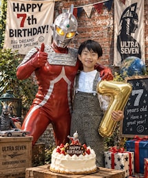 アンソニーさんありがとう💝 | あんコロンお忙しい中、こっそりお祝いありがとうございます✨7歳をウルトラセブンでお祝いコラ画嬉しい☺️✌️👦🏻も7歳だからウルトラセブンなのね‼️ありがとうございます‼️と喜んでたよ💡これからもよろしくお願いします🙏(ポスター/アート)