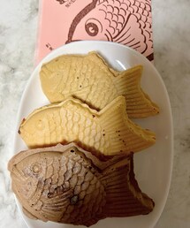 うさこのスウィーツ同盟会🍫🐟 | やっぱり期間限定ガトーショコラが🍫トロッ皮パリっで美味しかったそう😋私はカスタードとあずき半分ずつ頂きました😋あずきがやはり美味しいわ😋(その他)