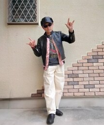 強面なパパトレさん😎 | パパトレさんの強面なハッピーポーズ🤟🤟🌈 レンレンが怖い〰️これ誰？って言ってたくせに面白くて印象に残ってたみたい😆(ラッピングキット)