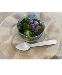 うさこのスウィーツ同盟会 | 新感覚の抹茶生あんみつ 煎茶とエルダーフラワーシロップで風味付けしたゼリーのような柔らかい口当たりの寒天。「キャラメル餅」「北海道産黒豆かのこ」等こだわりの食材の生あんみつめっちゃ美味しかった😋(その他)