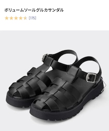 GU | M 2,490円(サンダル)