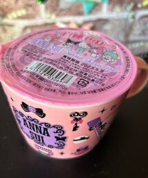 うさこのスウィーツ同盟会🍑🍧 | ファミマ限定 ANNA SUIとサンリオ キキララコラボの白桃ゼリー マグ付き💡798円 年末だったかにパパさん買ってきてくれたのにやっと昨日👦🏻が食べた😋(その他)