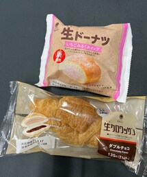 うさこのスウィーツ同盟会🥐🍩 | 半月以上前に食べたパンとドーナツ😆多分載せてなかった😆生がついてるのに惹かれて買ったけど、どこら辺が生なのかよく分からず😅アンソニーさんも言うてたな🤭生クリームを使うと生がつくらしい😆普通に美味しかったから🙆‍♀️(その他)