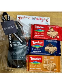 みーたんからのお返しの🎁 | EITOさん所のママみーたんより5月半ばに届いてました😆MARKS&WEBは🎁であげる事やもらう事あっても自分で中々買わないから嬉しい😍ハンドソープ大事に使ってる🤲ウエハースは大好きで子供達とあっという間に食べたよ😋美味しかった‼️お手紙もありがとう💝(ハンドソープ)