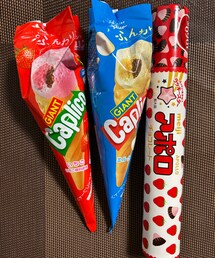 うさこのスウィーツ同盟会🍓🍫 | ストックしてあったカプリコ🍓🥛🍫とアポロ達🍓🍫 👧🏻👦🏻にアポロは全部食べられた😝 👦🏻🍓味大好き😋  🏷#アポロブラザーズ＆シスターズ2024もよろしくお願いします☺️✨️(ラッピングキット)