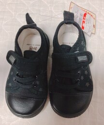 西松屋 | スニーカー