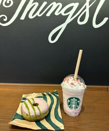 うさこのスウィーツ同盟会🍓🍵🍩 | 昨日のランチ🍽さくらと抹茶の🍩、さくら咲くサクフラペチーノ🌸私は抹茶🍵の方が好み🥰(ラッピングキット)